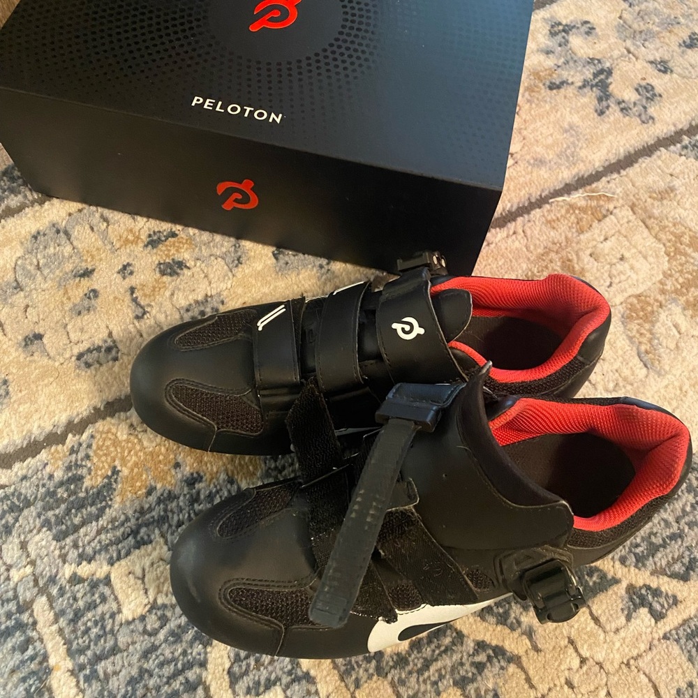 Peloton Black and Red Cycling Shoes- includes clips